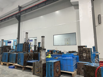 چین NINGBO XINYAN PACKAGING CO.,LTD
